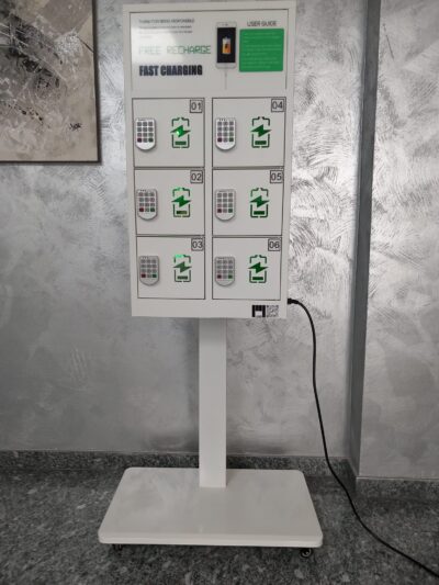 M-S09 con cavalletto